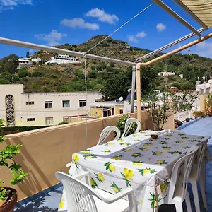  Appartamento Attico In Centro Con Vista Mare E Monti! Italia